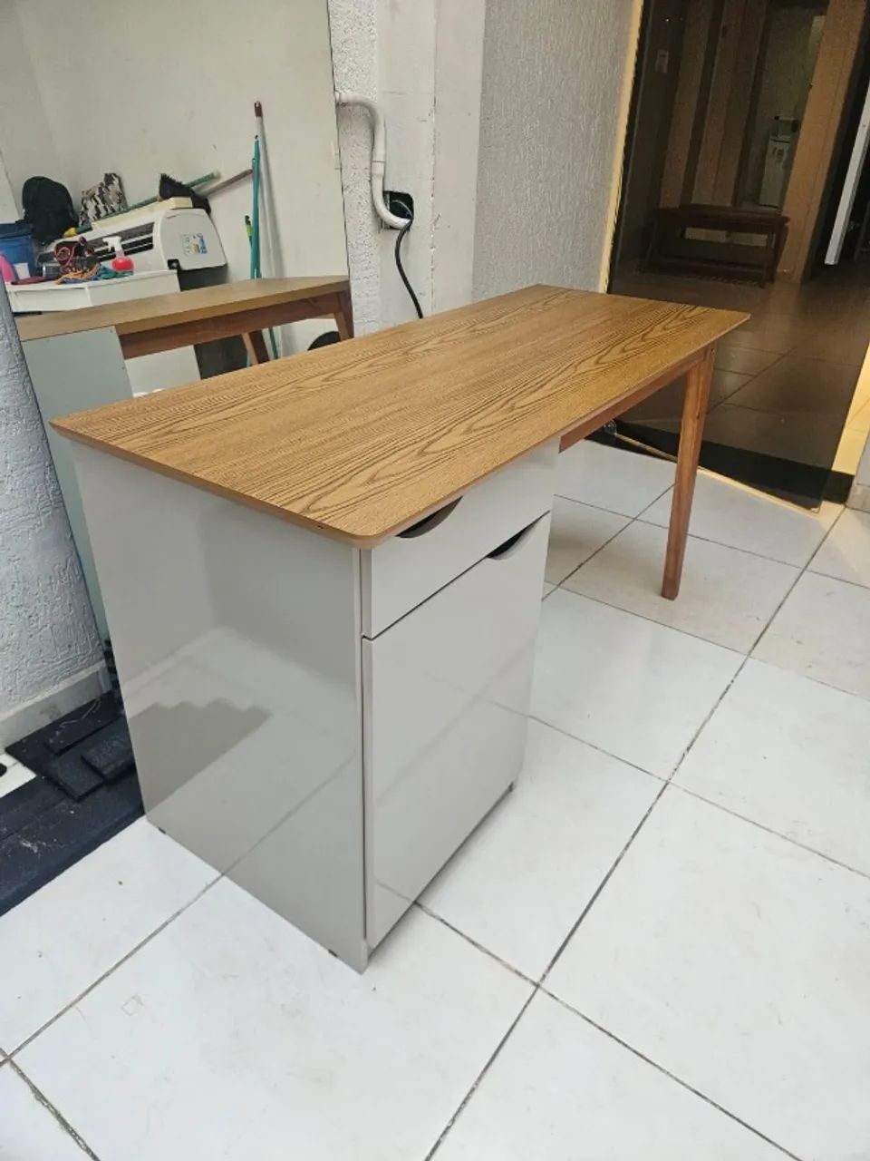 Mesa em madeira e MDF - Foto 3
