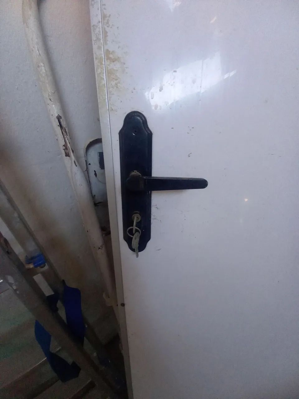 Porta branca com fechadura med 2,10 X 070 m - Foto 3