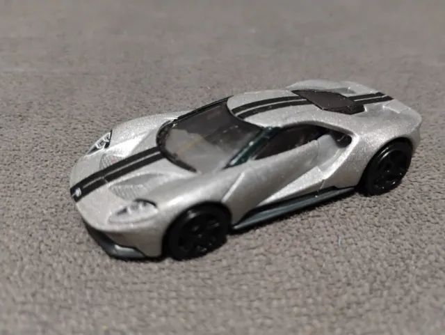 Hot Wheels Ford GT (2 minis) com detalhes - Foto 3