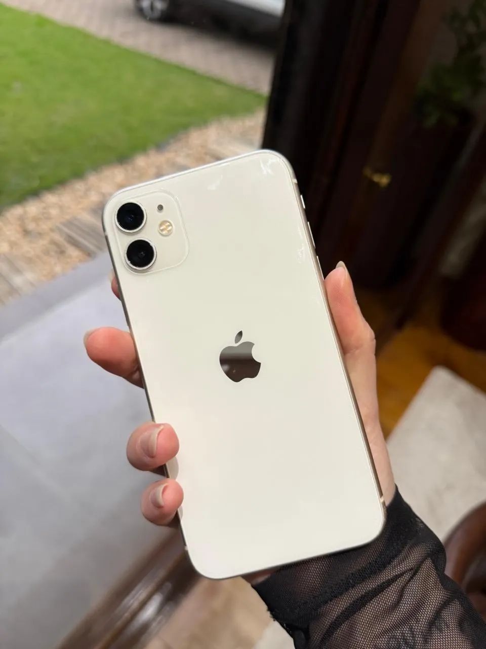 iPhone11 ホワイト 64GB iPhone 11 64GB Branco - Celulares e Smartphones - Vera Cruz