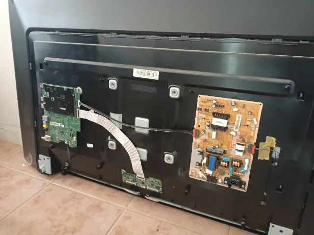 TV SAMSUNG - LED - UN55K5300 - TELA QUEBRADA - Foto 2