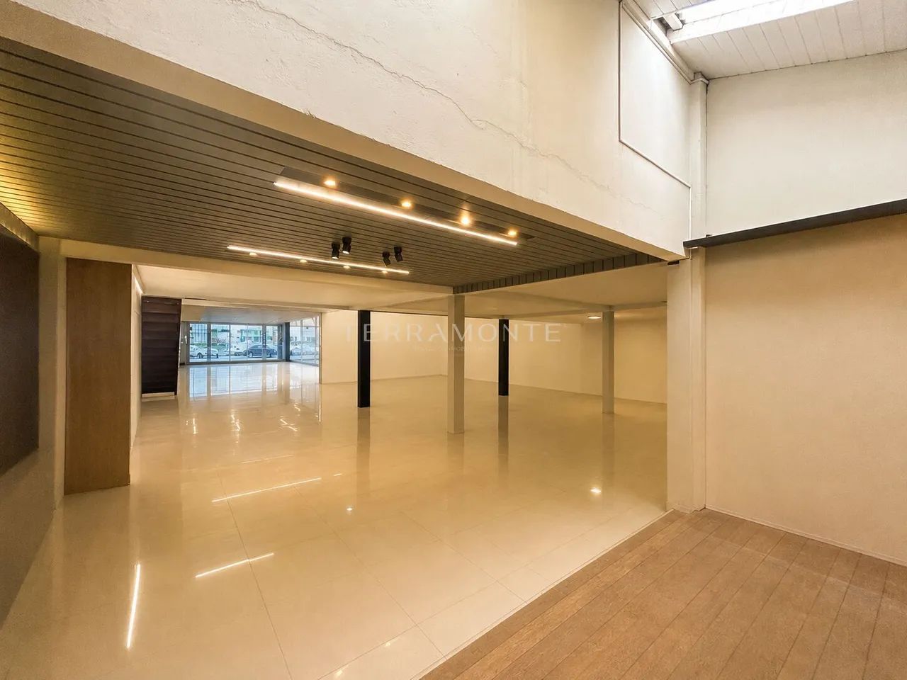 Espaço comercial com 660 m² na Avenida Patrício Lima - Foto 5