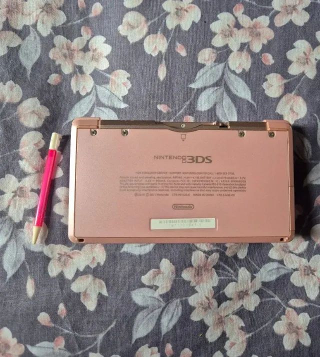 nintendo 3ds impecável rosa destravado com loja para baixar jogos + case - Foto 2
