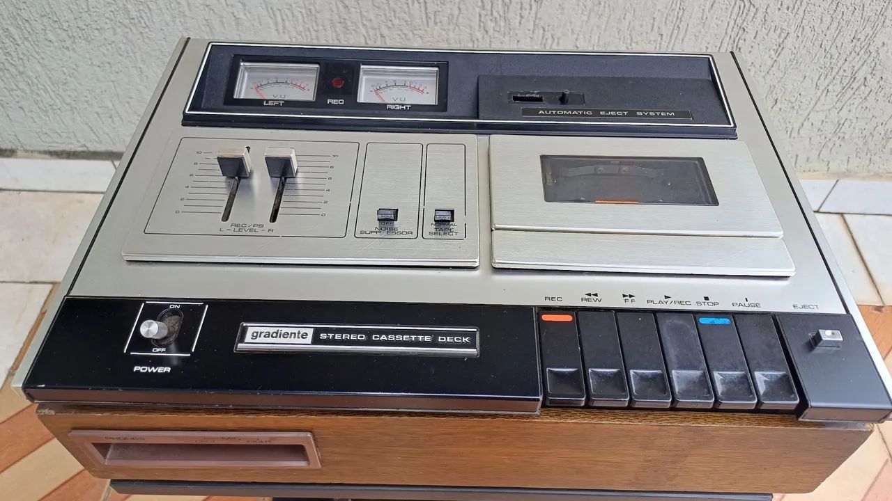 7410 - Tape Deck Gradiente CD1666 - Funcionando