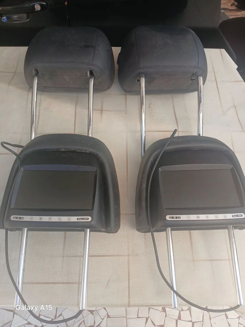 Encosto de cabeça carro com Tela 7"