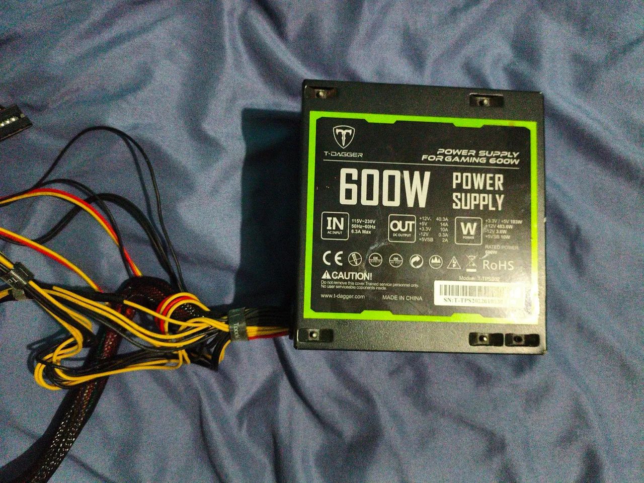 Fonte 600w t-dagger pra vender ligeiro 