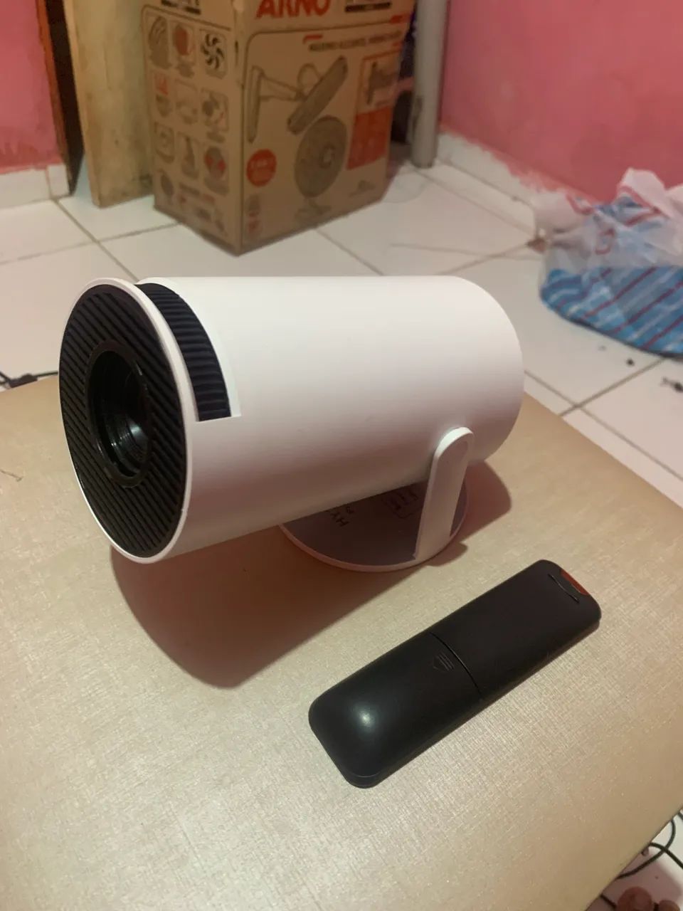 Projetor HY300