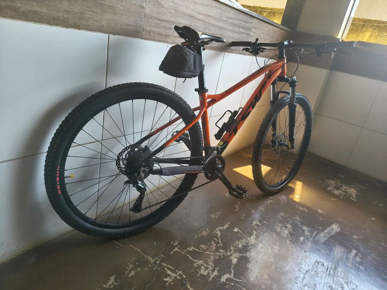 Bicicleta aro 29 quadro tamanho 17  - Foto 2