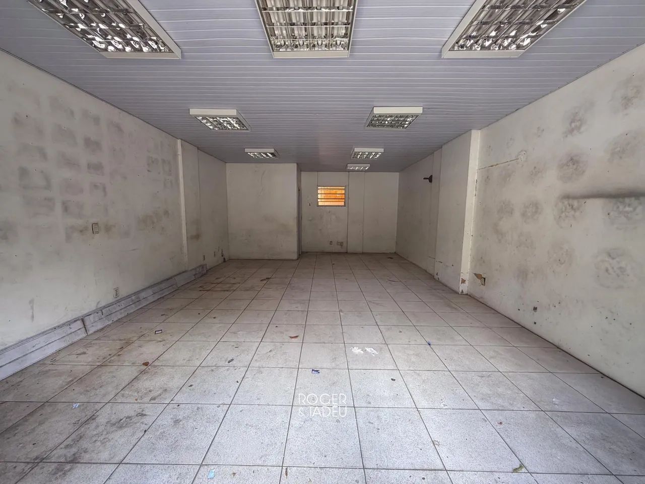 Loja 46m² com 2 vagas em frente à Praça do Liceu - Foto 5