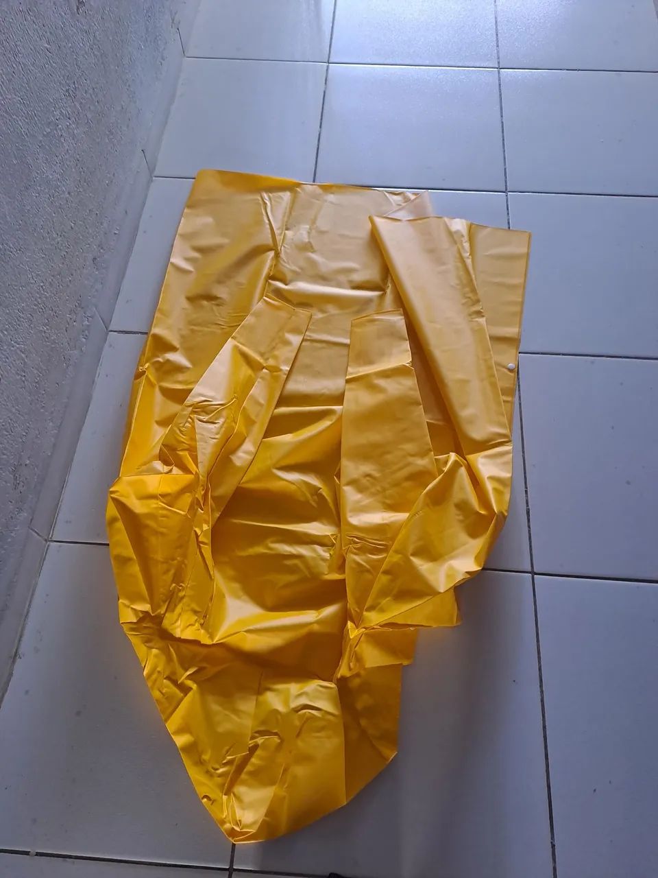 Capa de chuva pvc amarela  - Foto 3