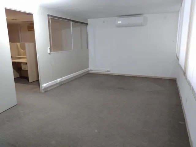 GRATIS!!!! Alugo andar na rua do Ouvidor de GRAÇA!!!! 210 m