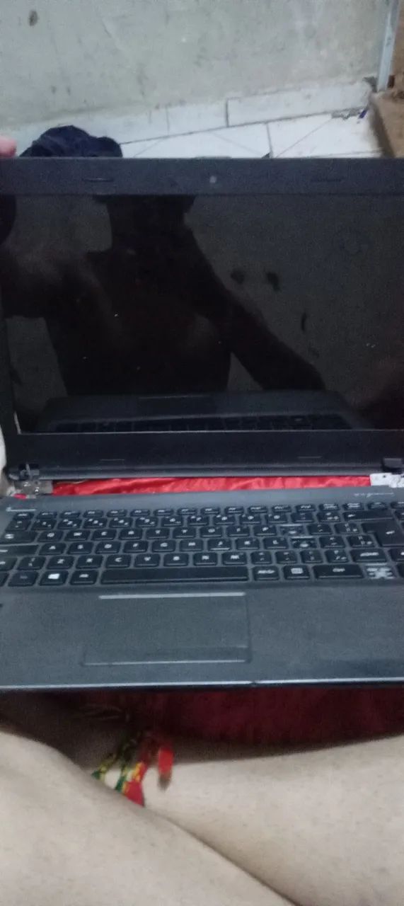 COMPUTADOR DA POSITIVO COM DEFEITOS NA IMAGEM E NA CARCAÇA - Foto 4