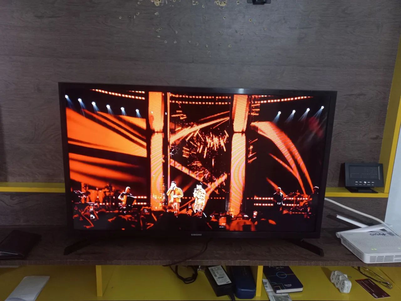 Tv Samsung smart 32 polegadas barato  - Foto 4