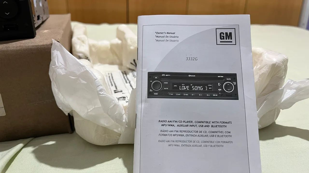 Rádio Astra Zafira Corsa zerooooo - Peças para carros, vans e