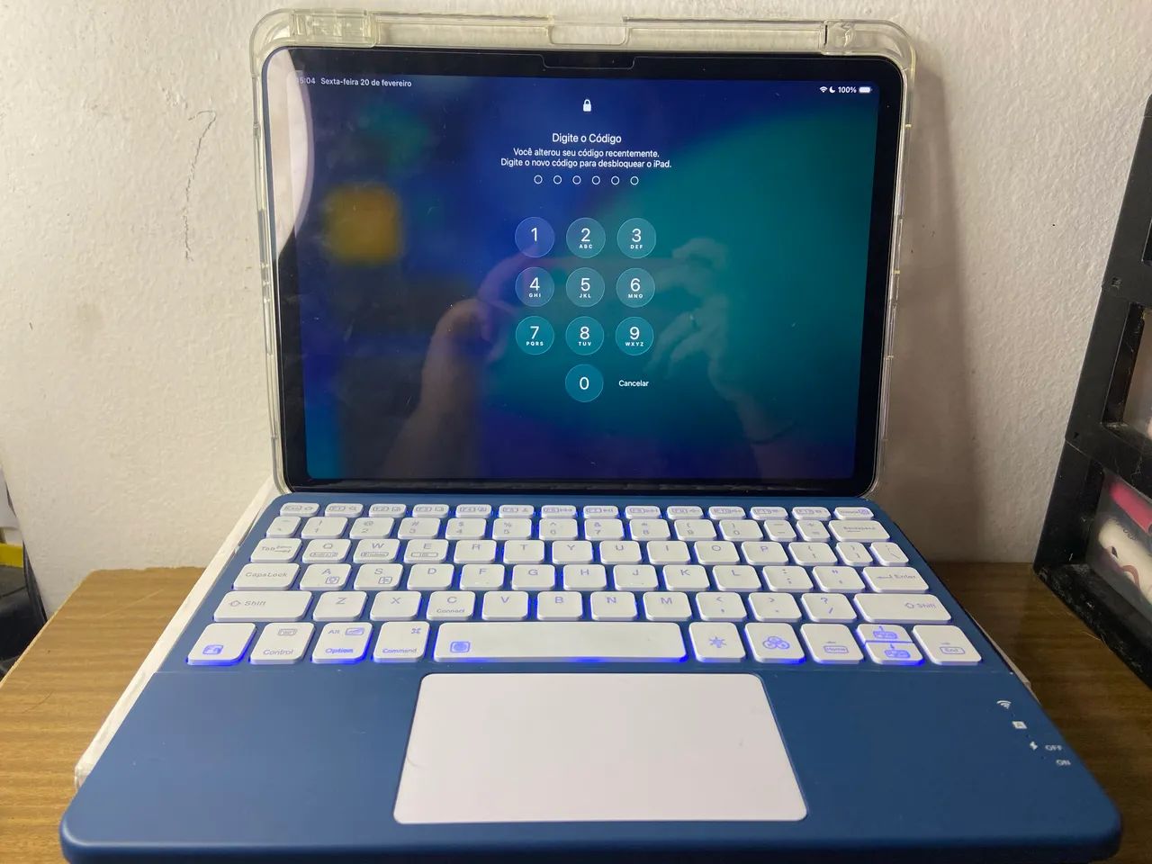 iPad 2025 (M3) + Teclado RGB (Acompanha Caixa e garantia)