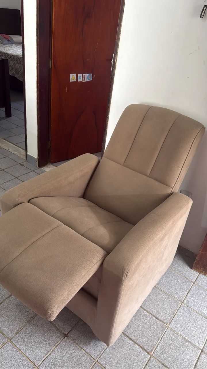 Poltrona reclinável  - Foto 3