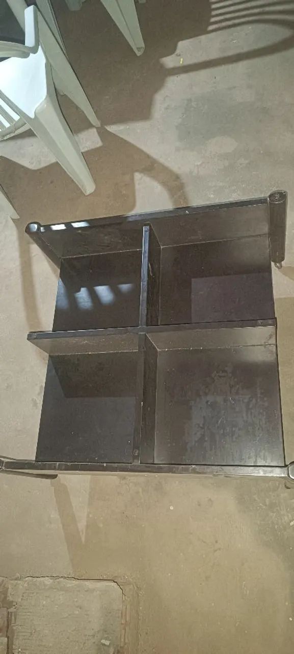 Mesa de centro sem vidro 