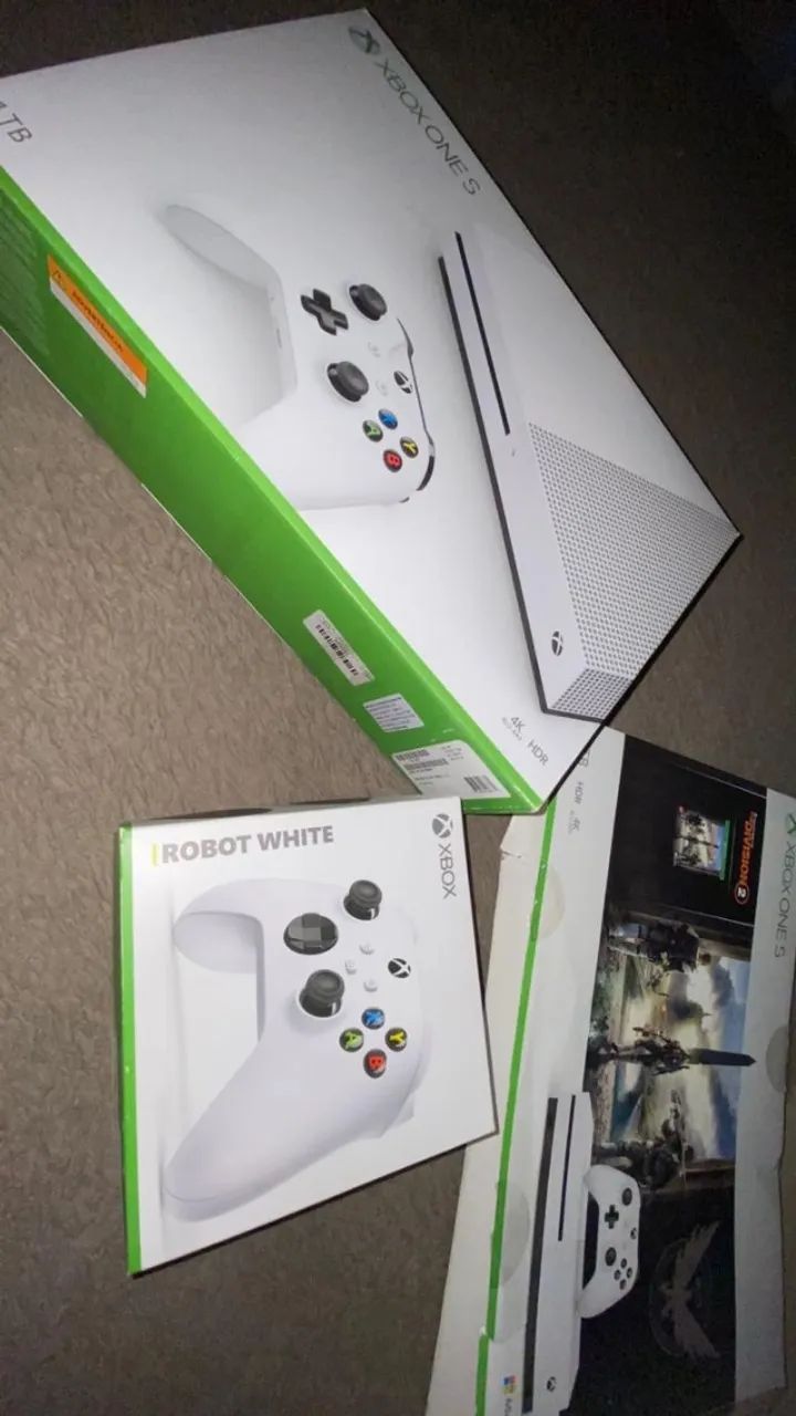 XBOX ONE S 1TB - Foto 2