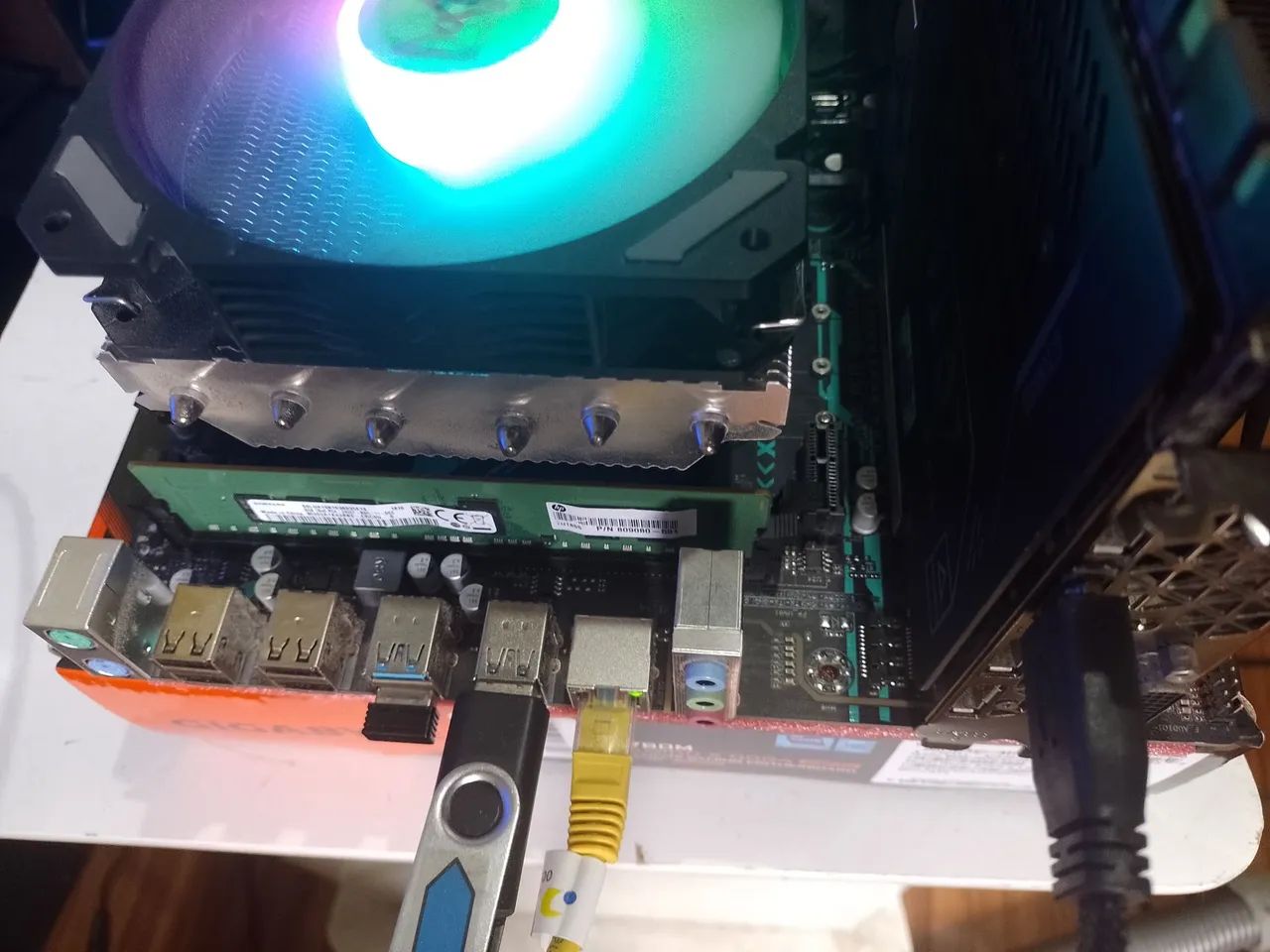 Kit Xeon -processador 2697a V4 + placa mãe+ 8gb ram funcionando perfeitamente testo! - Foto 3