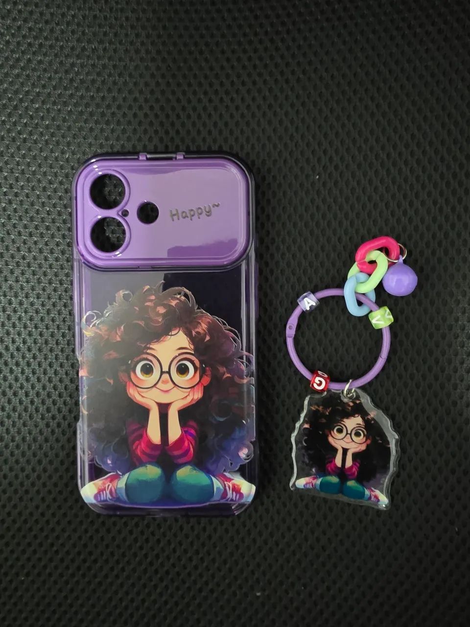 Capa Iphone 16 com acessório 