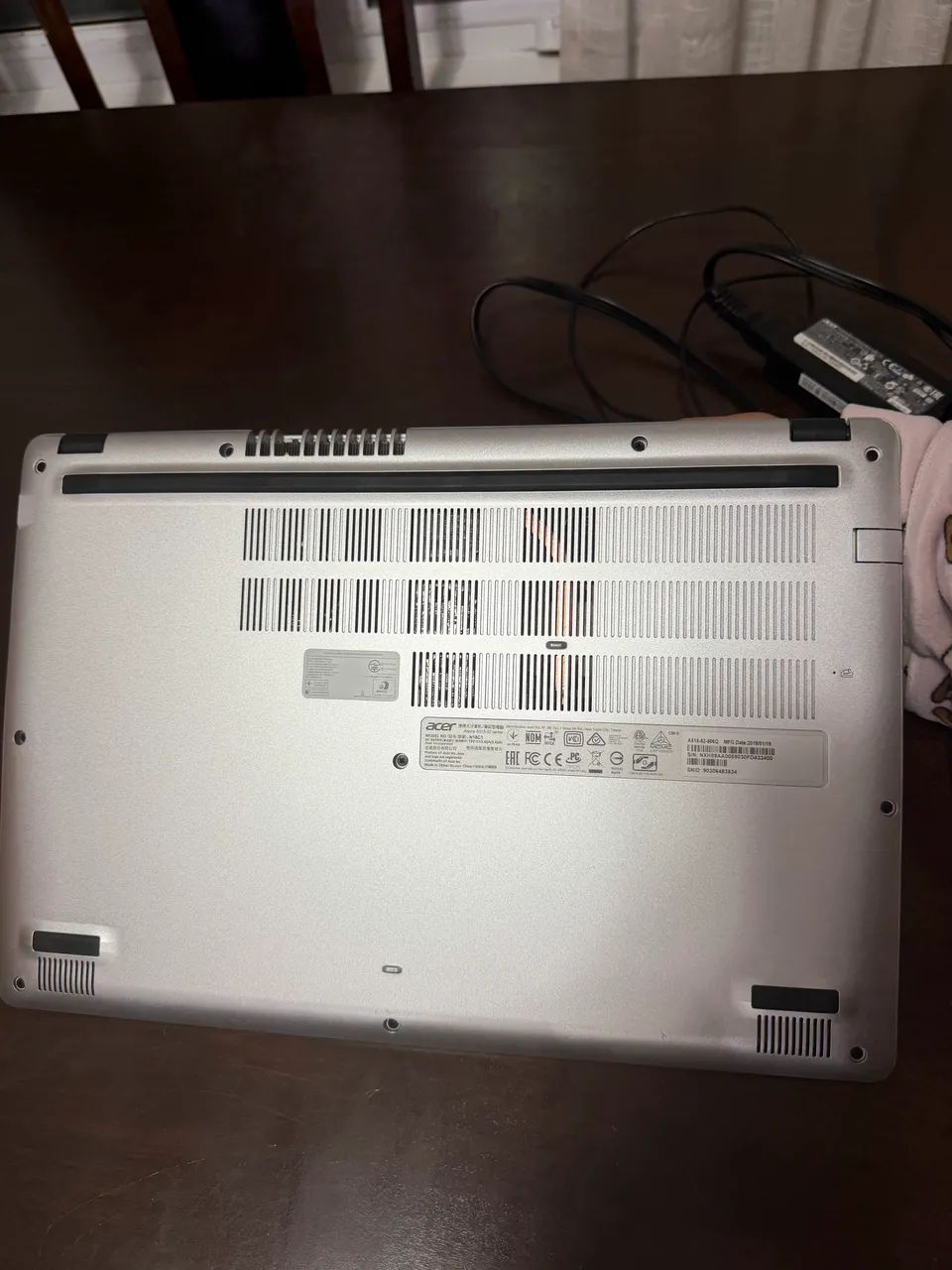 Notebook Acer super conservado com carregador  - Foto 4