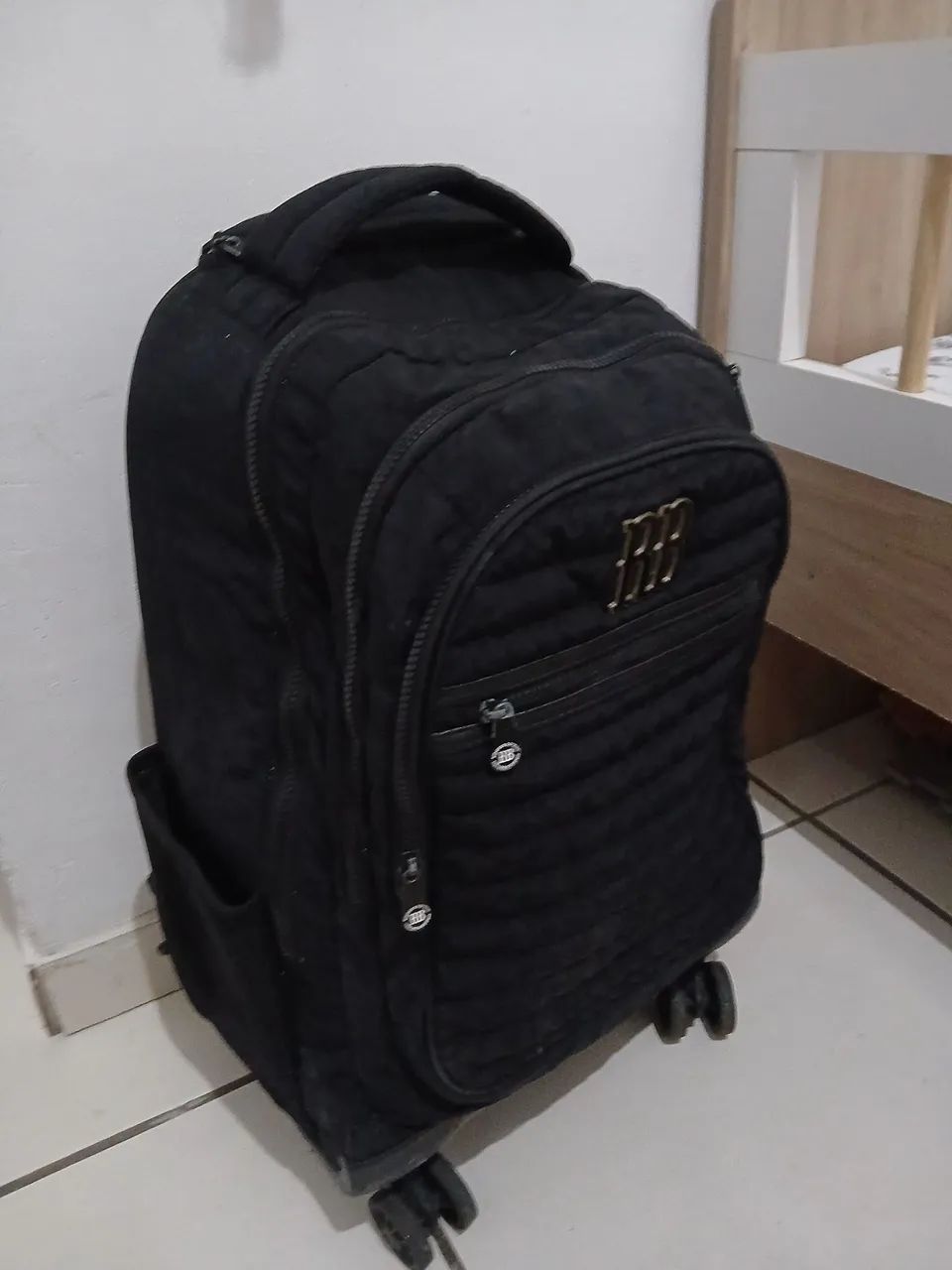 Mochila Rebecca bombom em ótimo estado 