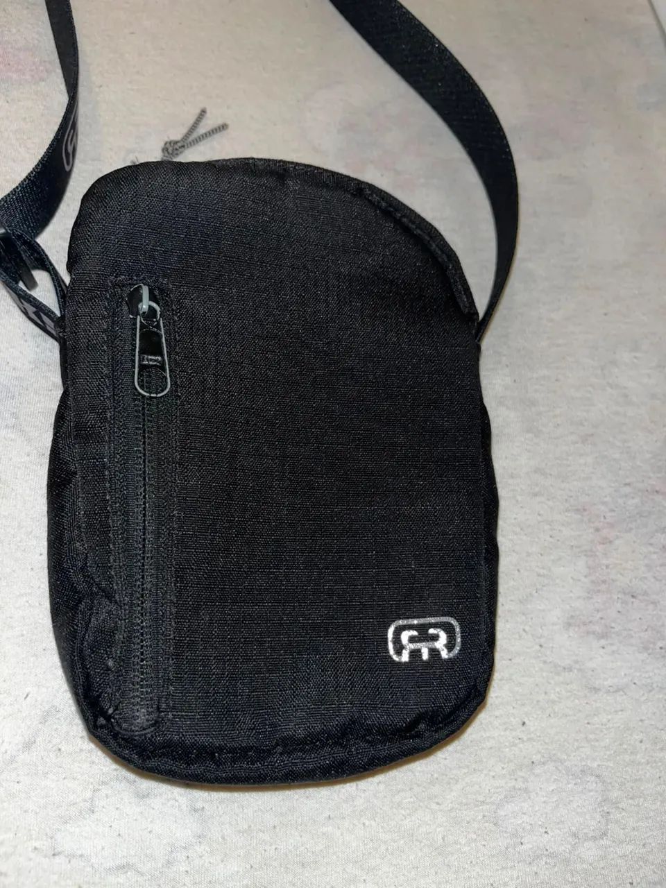 Shoulder Bag Hocks Little Refletivo - Preto Original - Foto 4