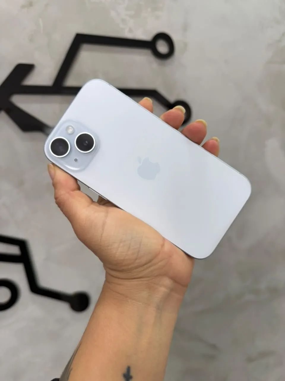 iPhone 15 Blue 128GB (Nota e 3 meses de garantia) 