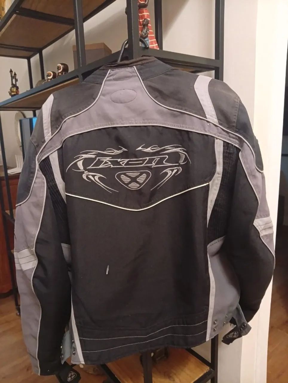 Jaqueta de moto Ixon usada - Foto 4