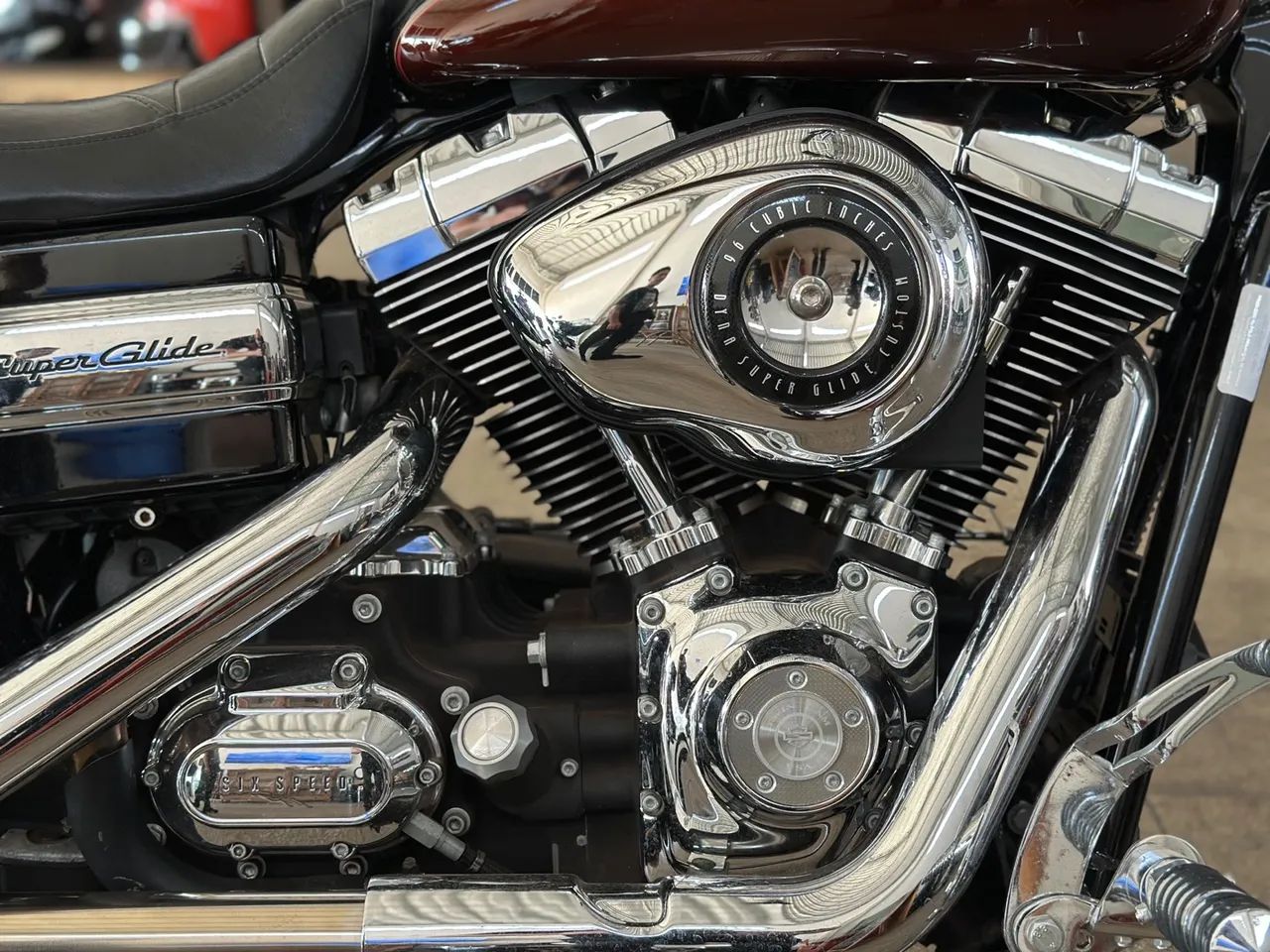 Harley-Davidson Super Glide Custom (FXDC) 2011 - Foto 5