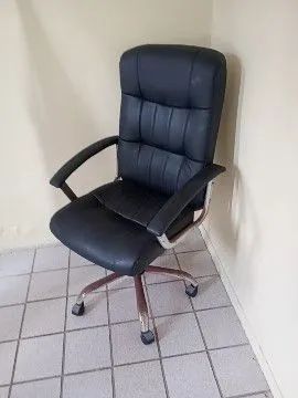 Cadeira executiva  - Foto 3