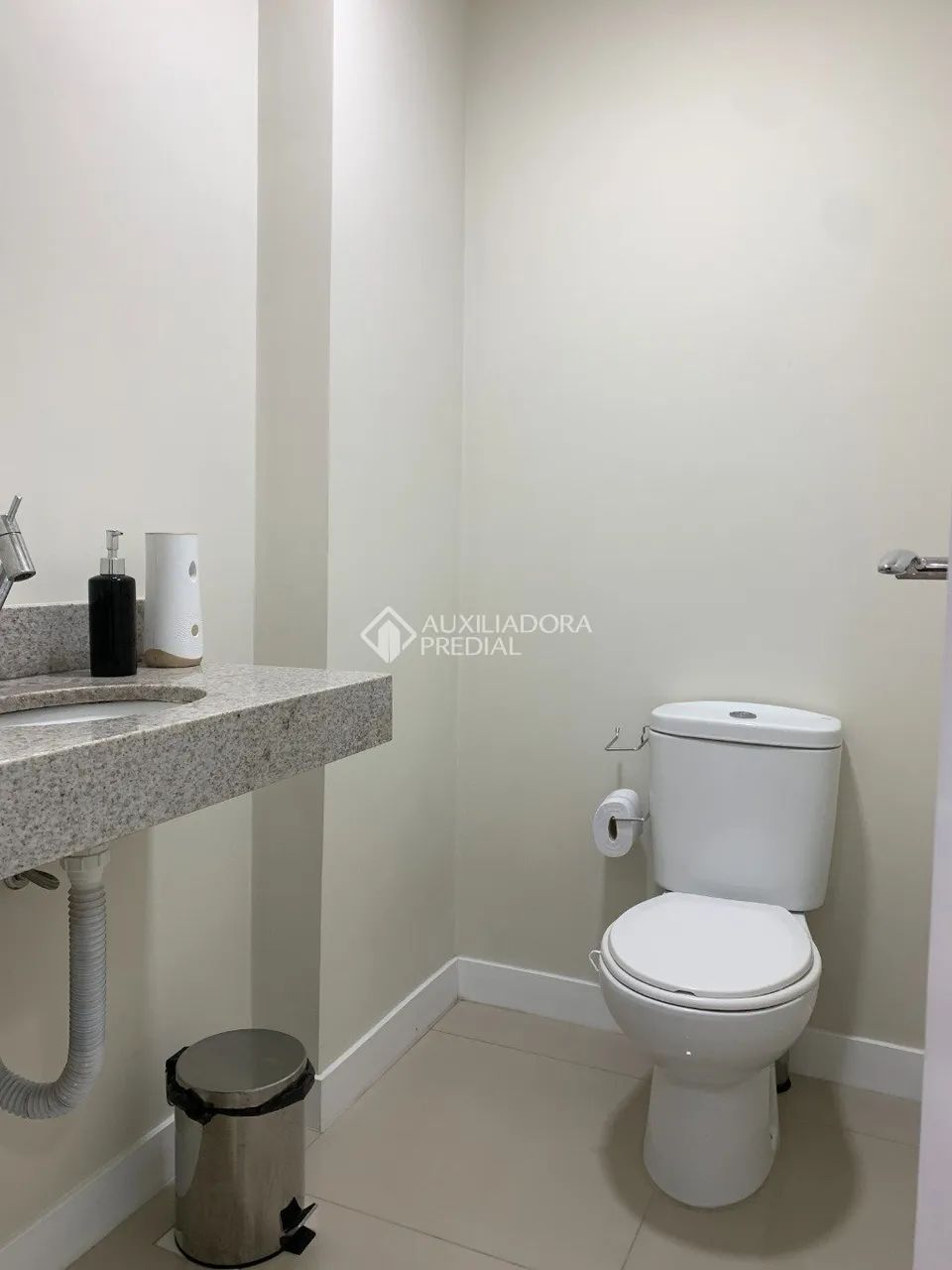 Sala Comercial à Venda no Itacorubi - 27,47m², 1 Vaga e Infraestrutura Completa - Foto 4
