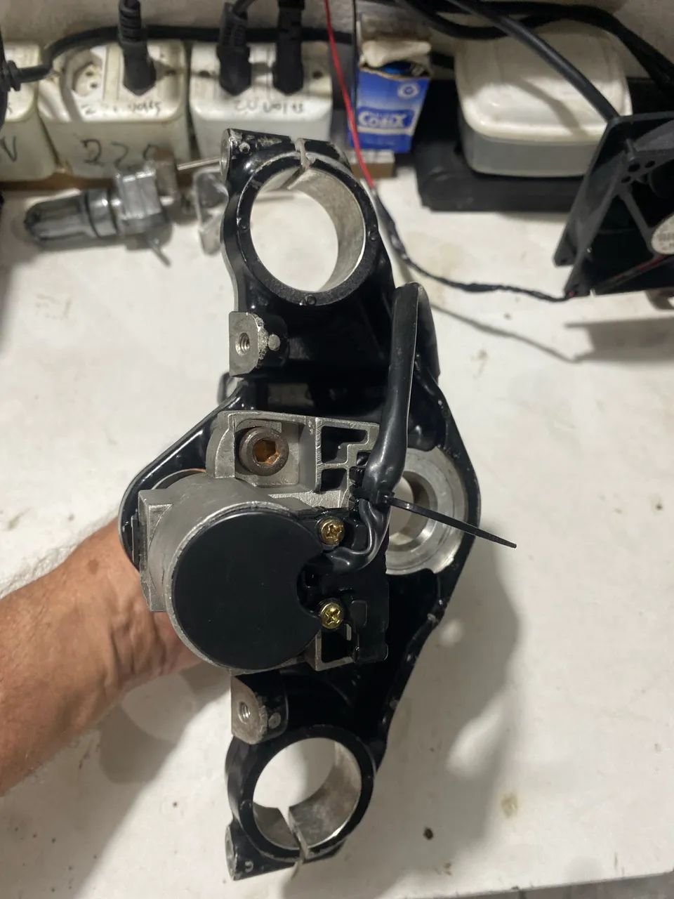 Mesa superior da Moto CB Twister 250 - Foto 2