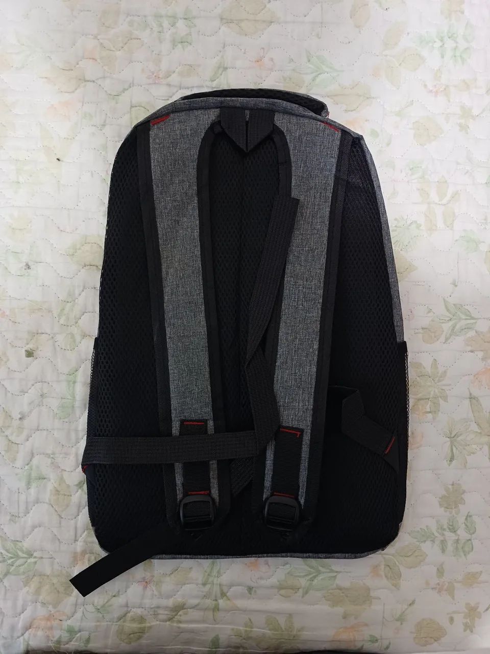 Mochila Nova Reforçada - Ideal para Trabalho e Estudo - Foto 2