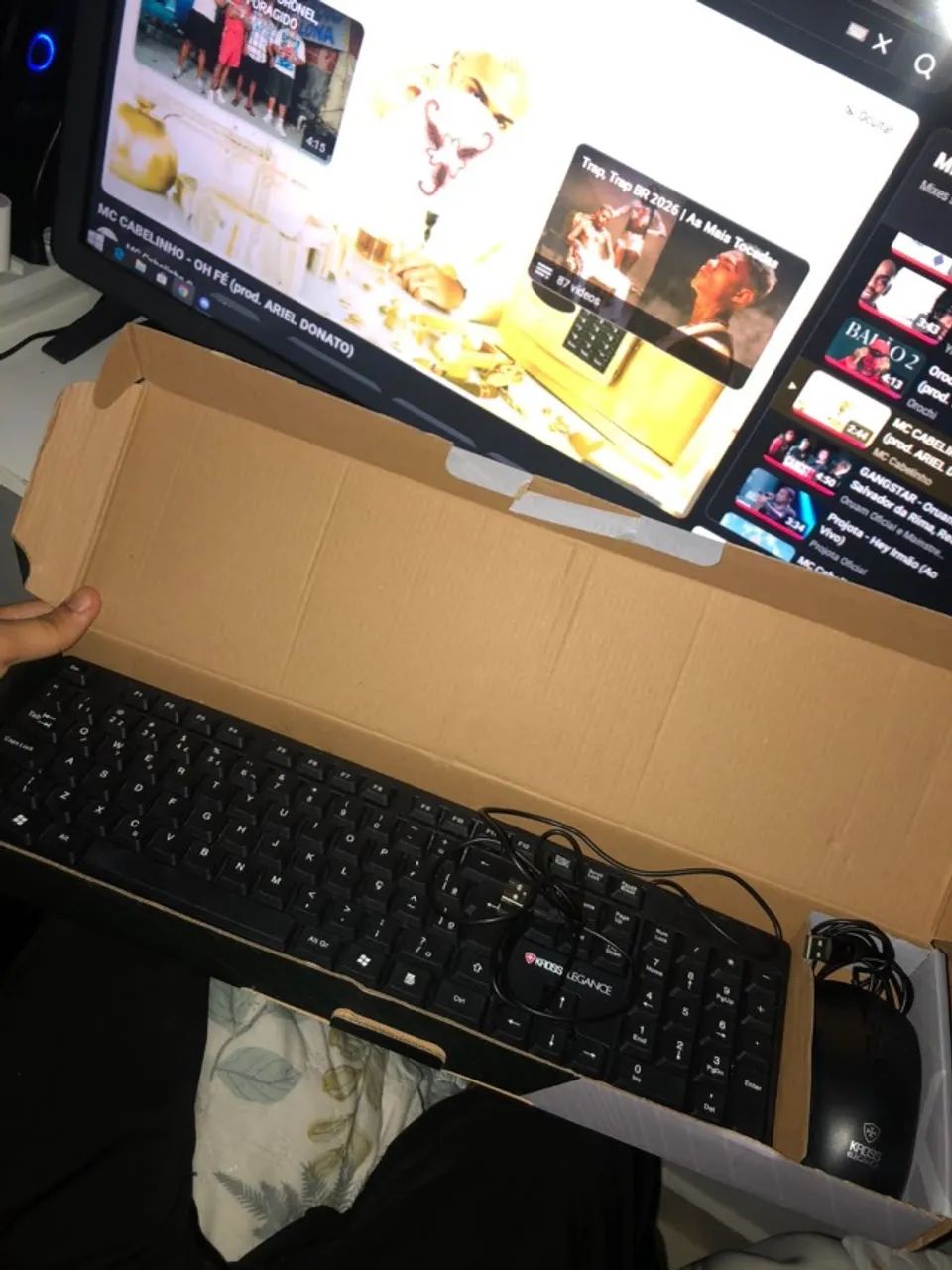 Monitor mais teclado e mouse - Foto 4