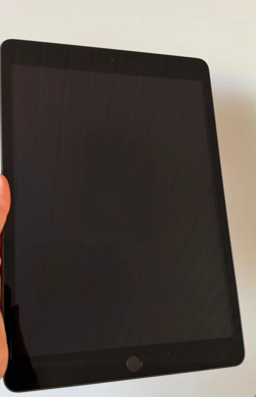 Vendo iPad 9 sem marcas de uso 