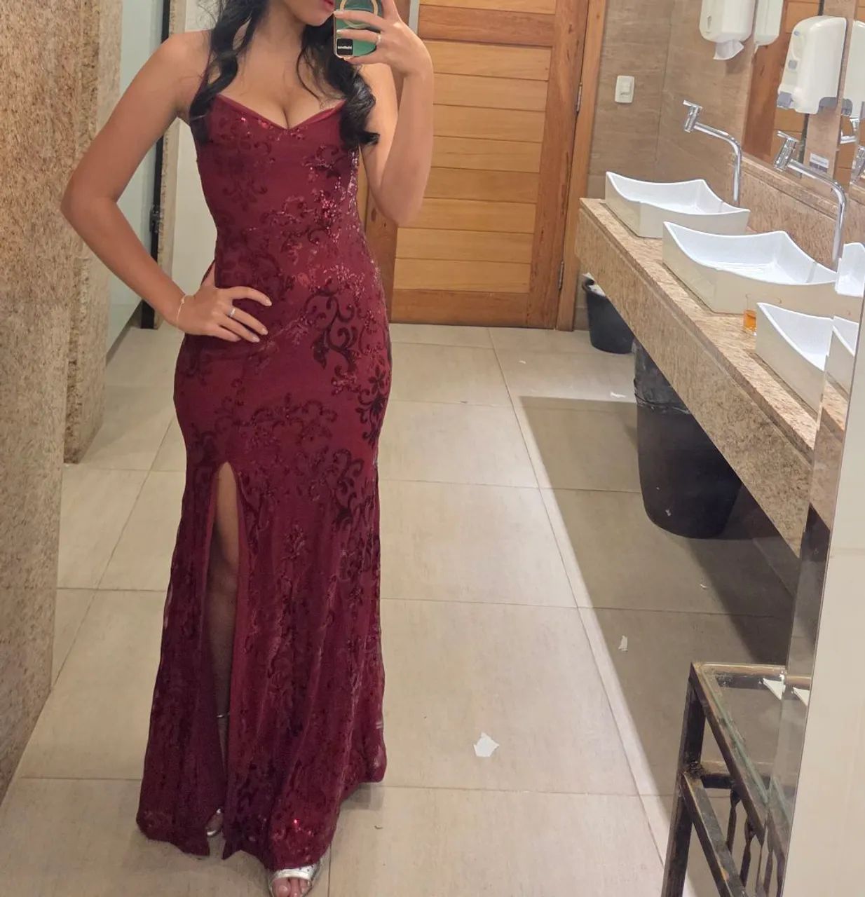 Vestido longo pra bailes, eventos - Foto 3