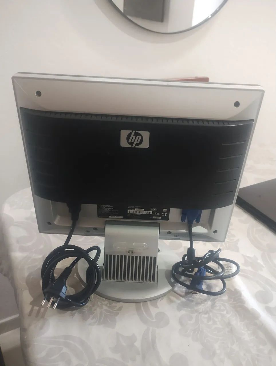 MONITOR HP DE 15 POLEGADAS  - Foto 2