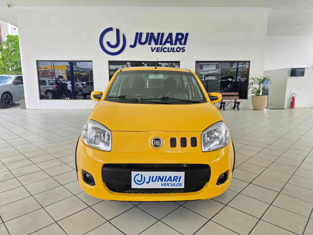 Fiat Uno Sporting 1.4 EVO Fire Flex 8V 4P 2012 - Foto 2