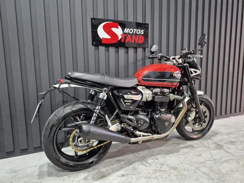 Triumph SPEED TWIN 1200 - Foto 2