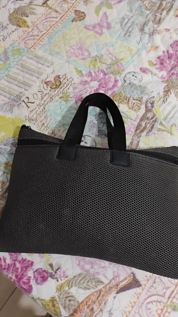 Desapego de Bolsas Diversas - Foto 2
