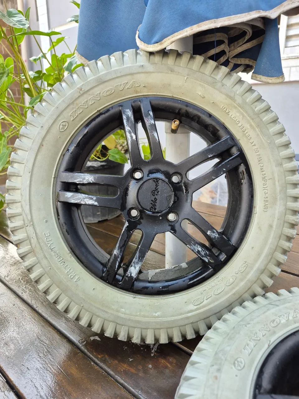 Pneu roda e câmera completo cadeira motorizada ottobock b400 usado - Foto 5
