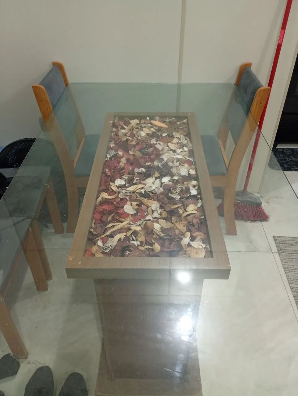 Vendo mesa de jantar