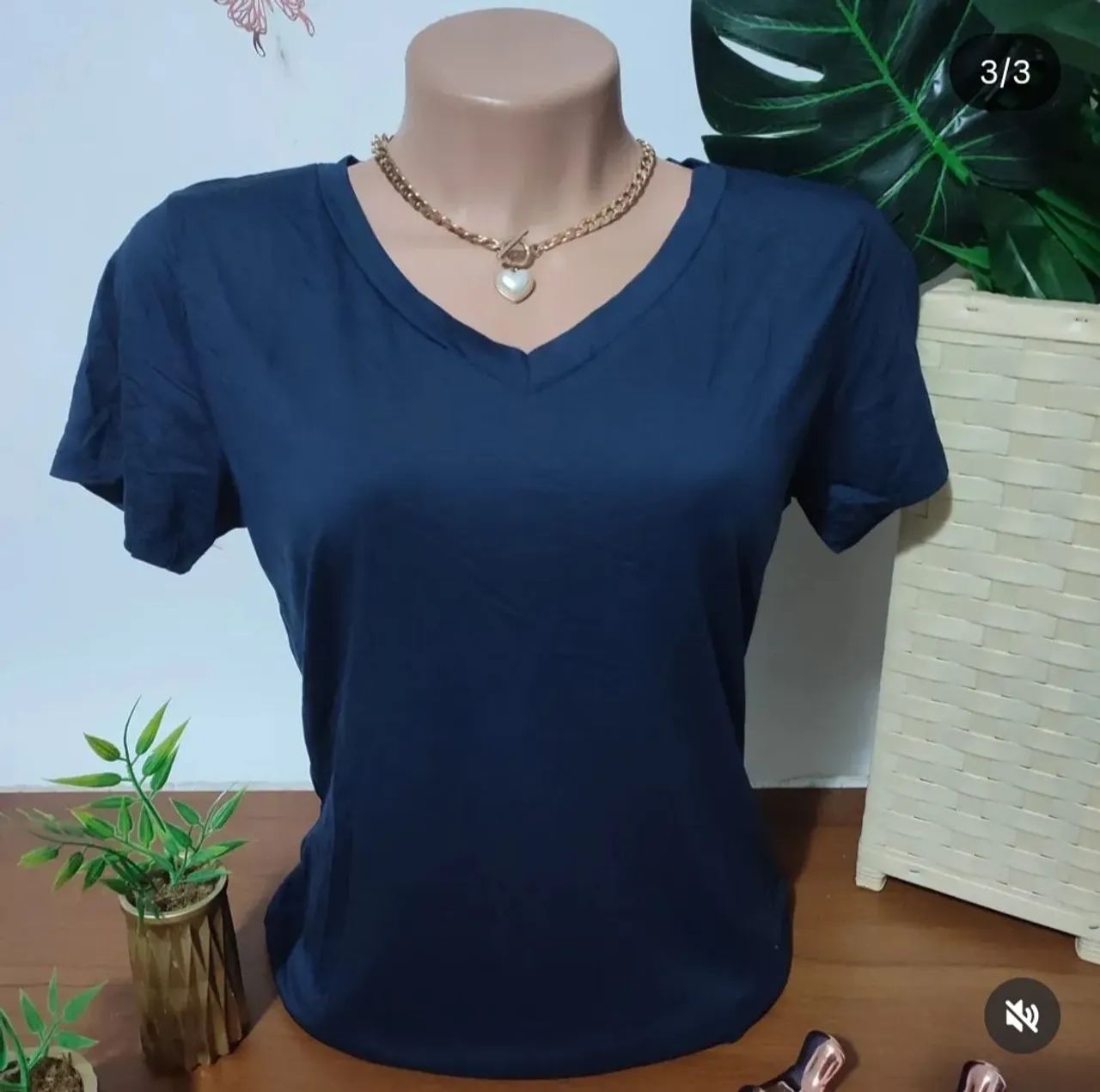 Blusa Feminina Viscolycra de Decote V. - Foto 2
