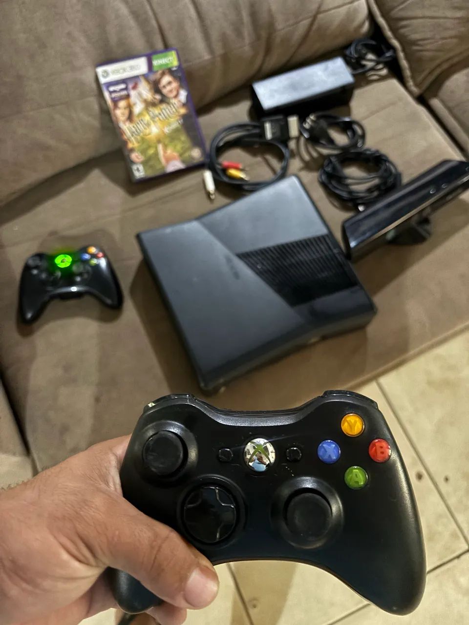 Xbox 360 completo 2 controle + jogo 