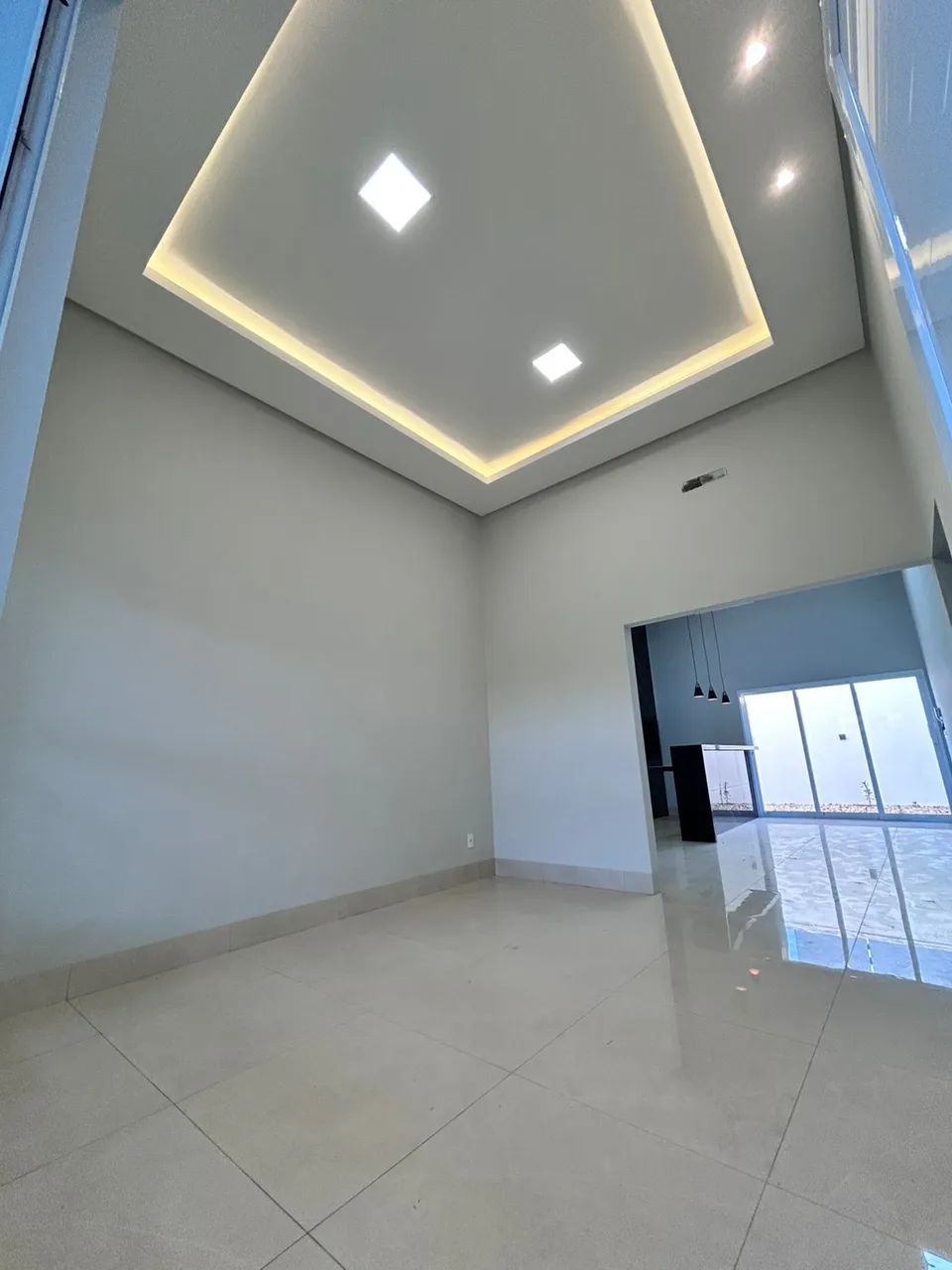 CASA 3 QUARTOS SENDO 1 SUITE - Foto 4