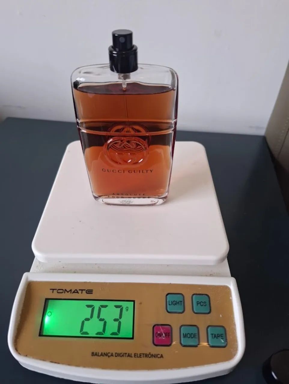 Perfume Guilty Absolute (by Gucci) 90 mL - NOVO !!! - Foto 4