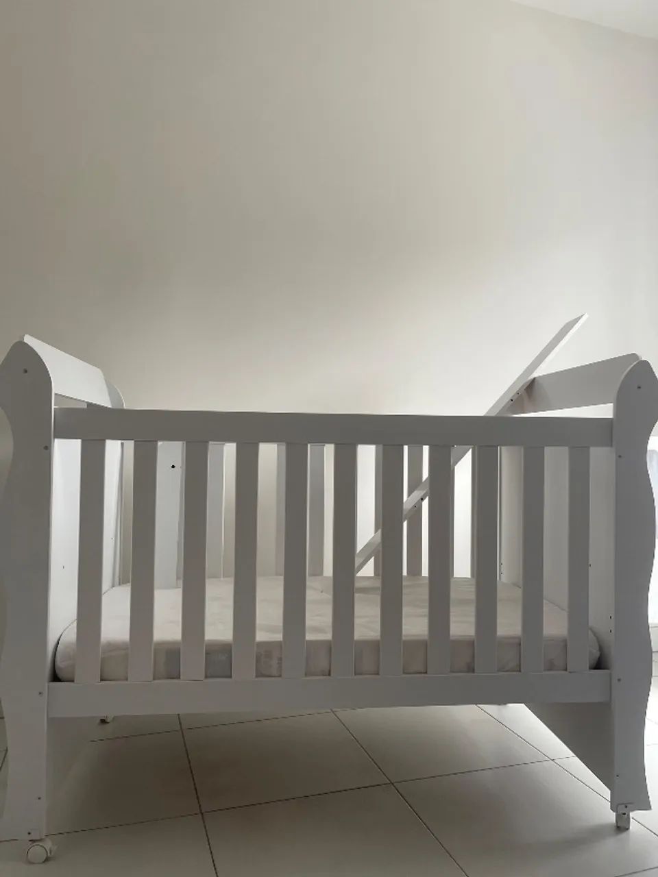 Berço e colchão  - Foto 3