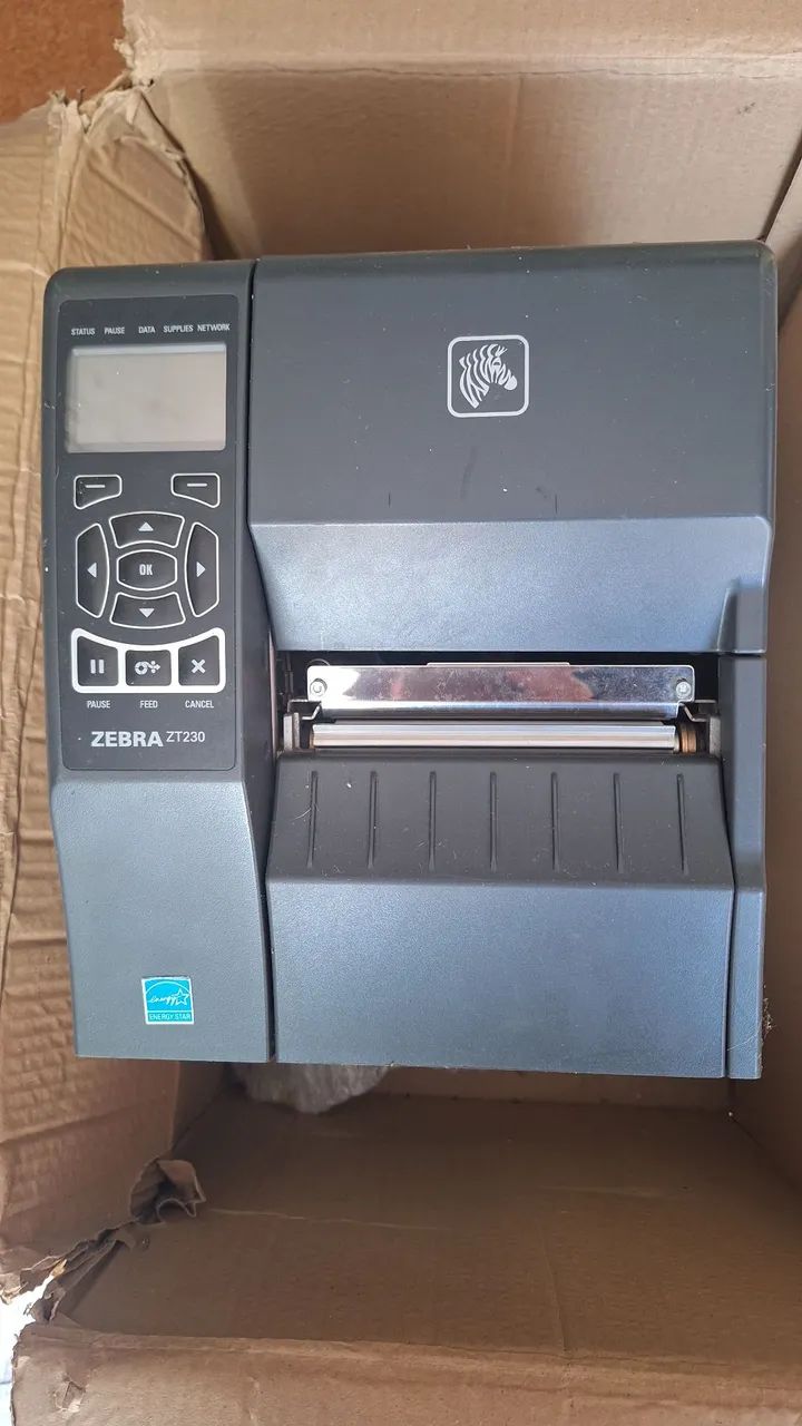 Impressora de Eriquetas Zebra ZT230.