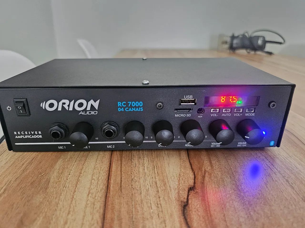 Receiver Amplificador Orion RC 7000 - 4 Canais c/ Bluetooth, USB e FM
